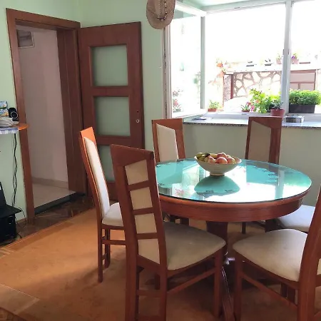 Hostel Sundari *
